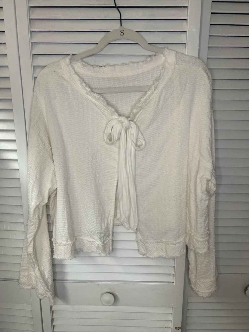 Free‎ PeopleCream Textured Cropped Long-Sleeve Tie Back Top Size Small